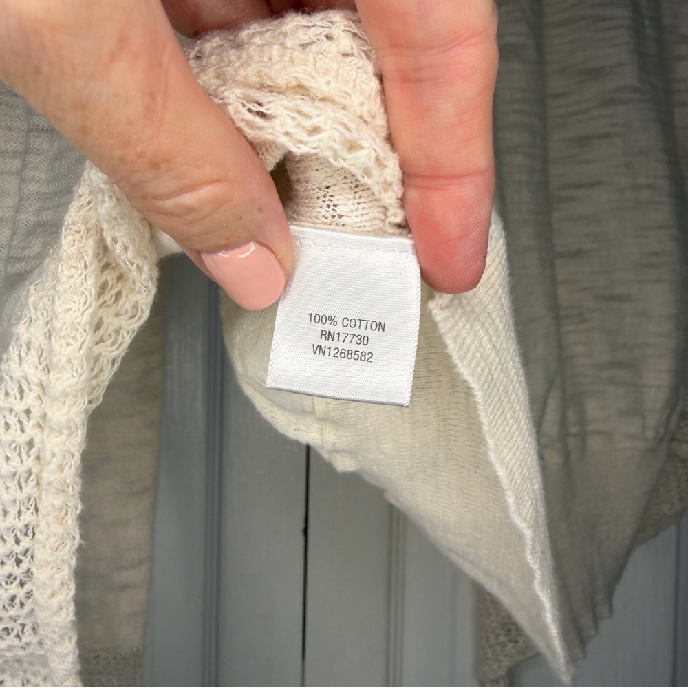 Converse women’s Cream Open-Front cardigan, short sleeved large - Picture 6 of 6